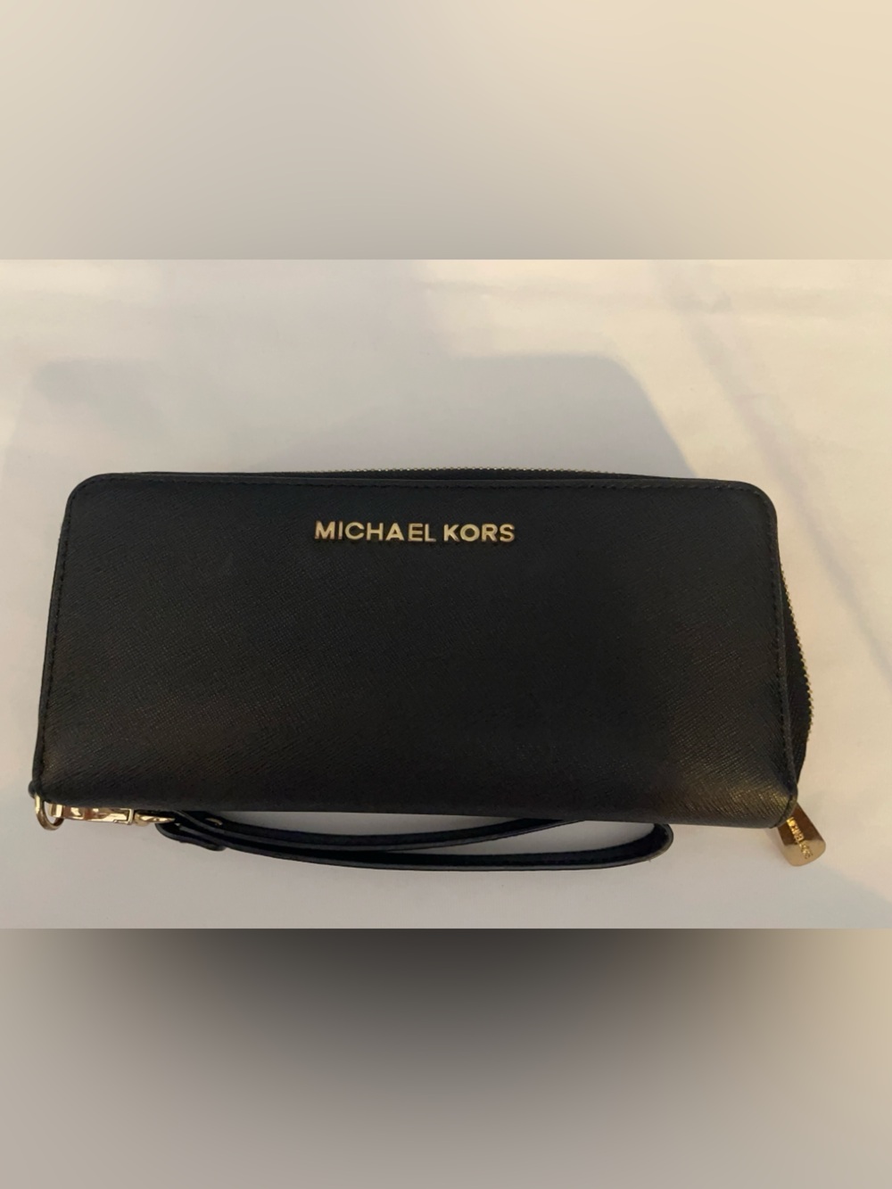 MICHAEL KORS | Jet Set Travel Saffiano Leather Zip Around Wallet